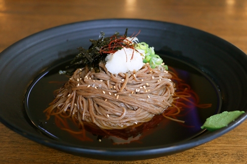 모밀국수 (Momilguksu)