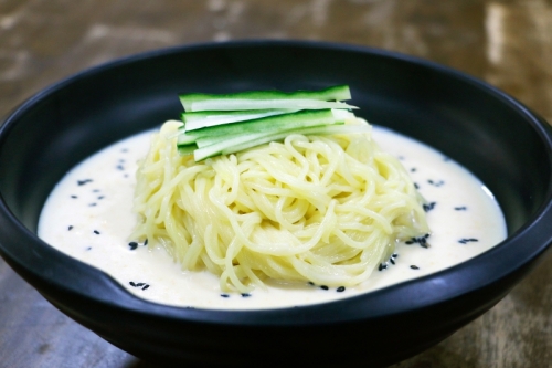 콩국수 (Kongguksu)